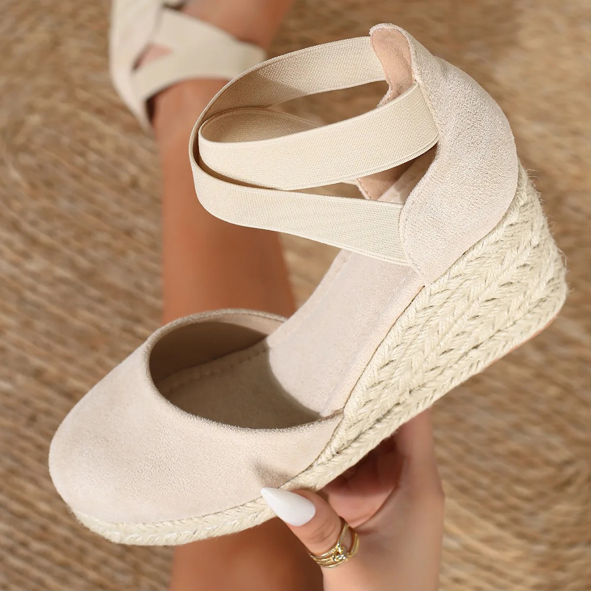 รองเท้าส้นเตารีดแบบสวมสำหรับผู - Espadrille Slip On บทวิจารณ์และราคา